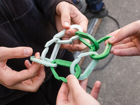 Offenes Mitmachprojekt »Kunststoff wird Kunst – Plastik neu gedacht«